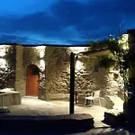 Xoxlakas Stone House - χοχλακασ πετρινο σπιτι Сasa de vacaciones