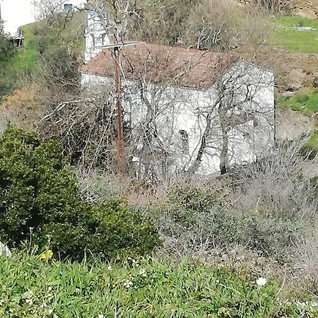 Xoxlakas Stone House - χοχλακασ πετρινο σπιτι Casa de Férias